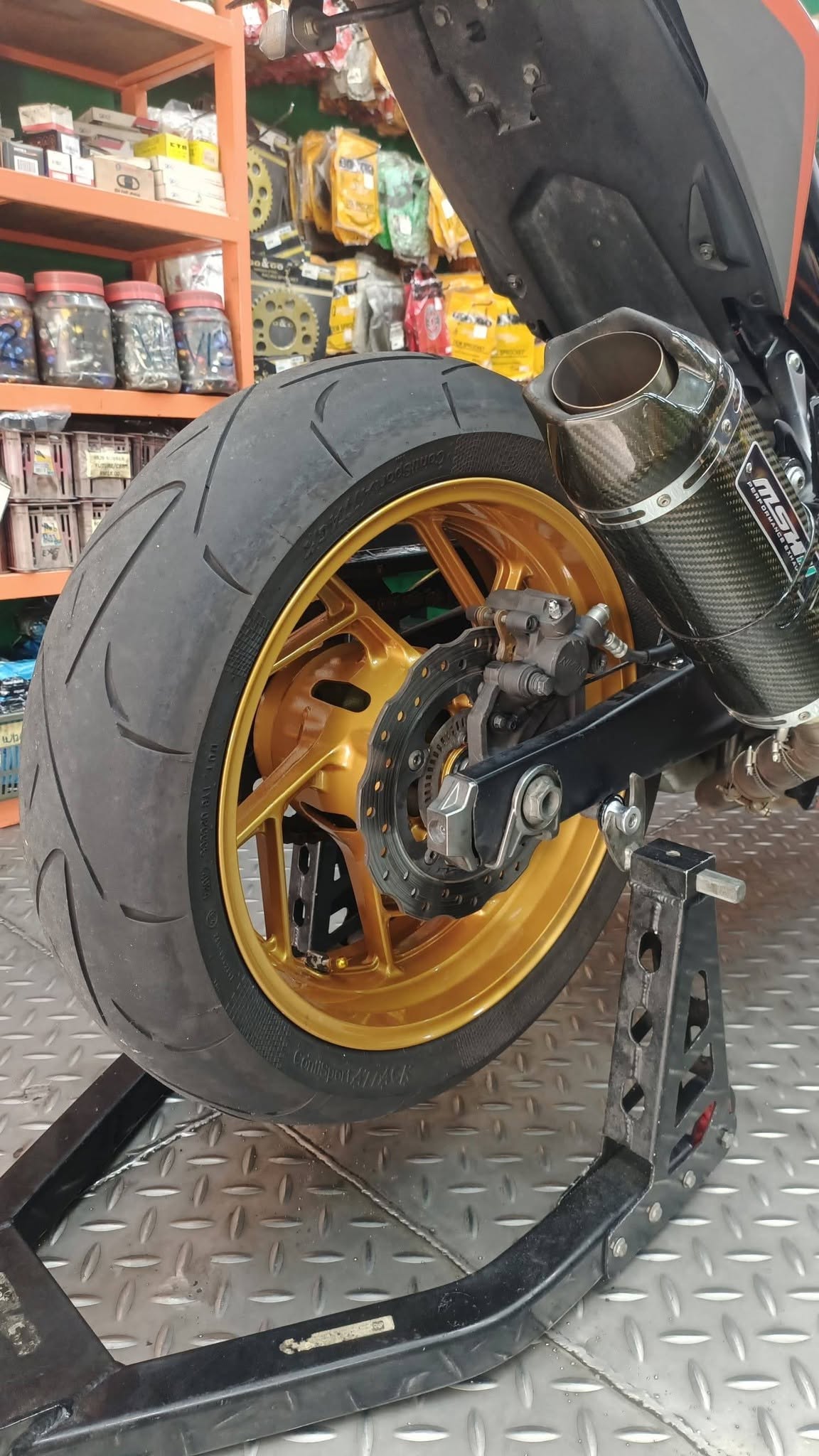 MASTER TYRE SETAPAK 10